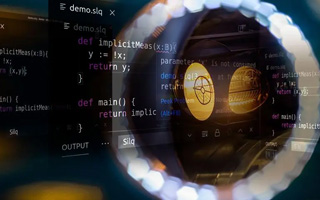 瑞安 api php源码,下载的php源码怎么运行呢？